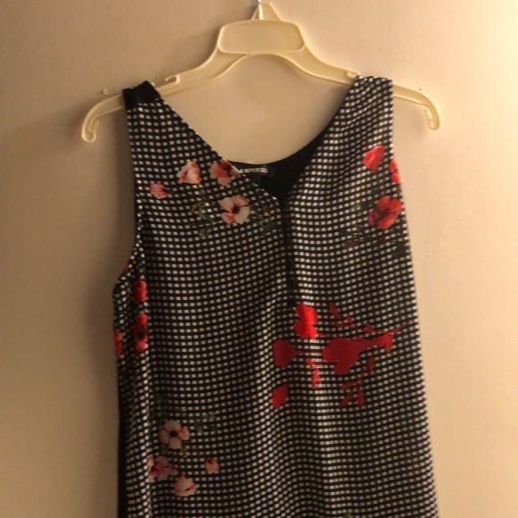 Express blouse for upcoming spring 😍 - Picture 1 of 2